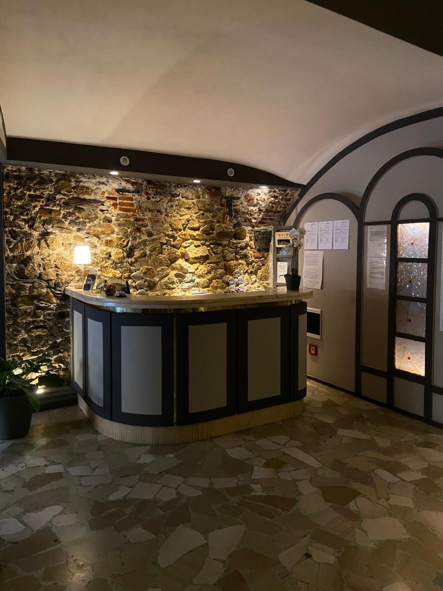 Hotel Pino Lerici Exterior foto