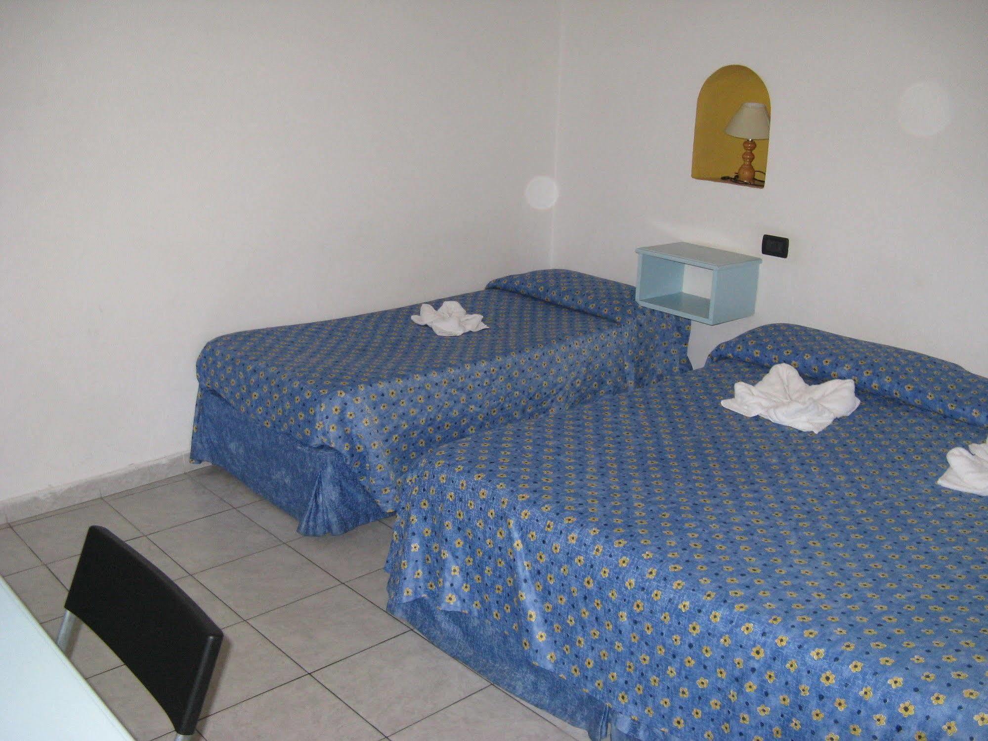 Hotel Pino Lerici Exterior foto